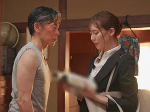 Bị điểm kém em gái sưng lồn khi anh trai đụ