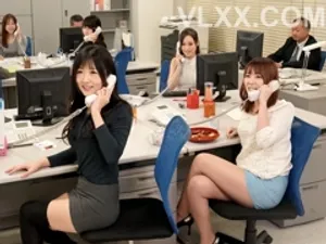 Nữ quỷ khiến bao con cặc bị mộng tinh đêm khuya